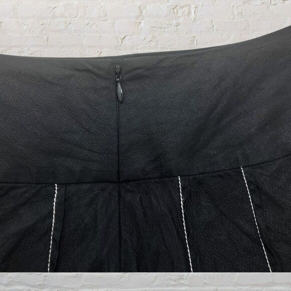 Emanuel Ungaro Black Flared Skirt Size 6 White Stitch Detail - Picture 9 of 14